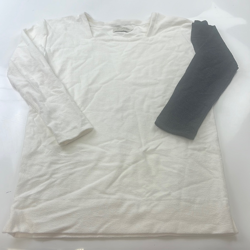 Eh…Late Again Eleventh Hour Sweater Top Y16-22